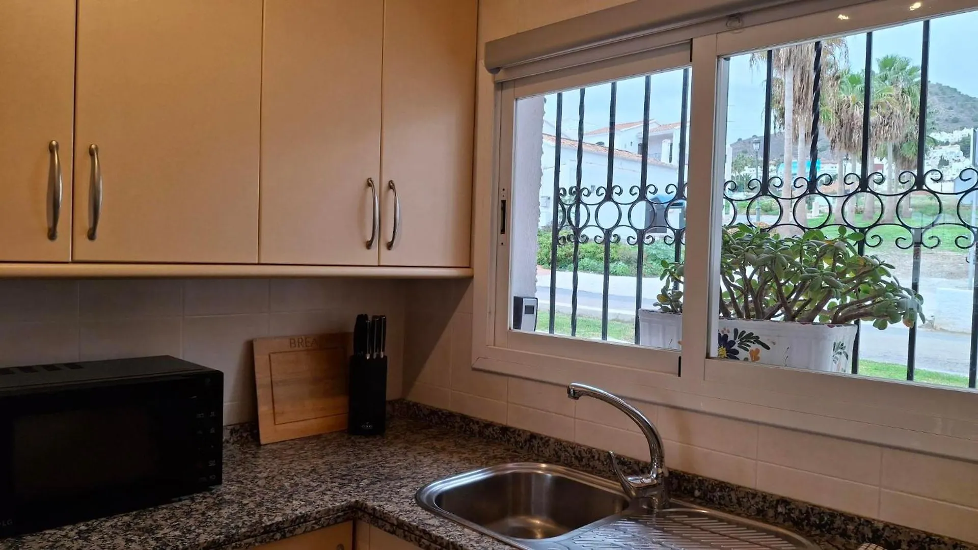 Carmen Casa Helena Villa Nerja 0*,  İspanya